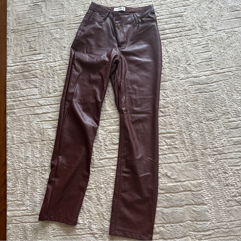 Abercrombie & Fitch Vegan Leather Dad Pants - Dark Brown